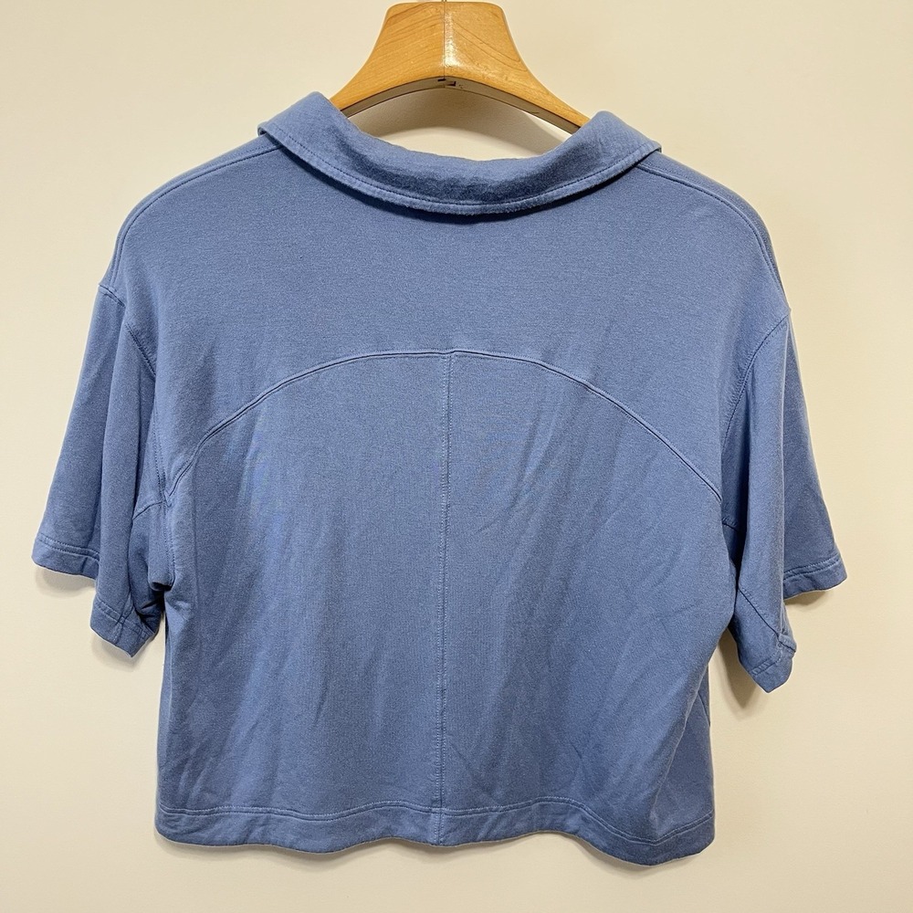Athleta Westwood Sweatshirt Tee Womens Small V-Neck Cottage Blue Short Sleeve - Picture 4 of 5